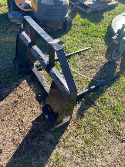Quick Attach Hay Spear