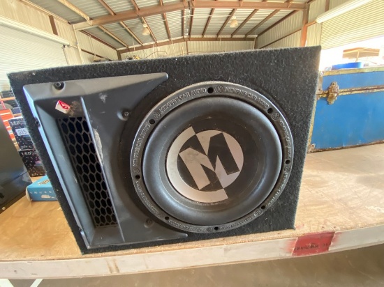 Speaker 10" sub in box