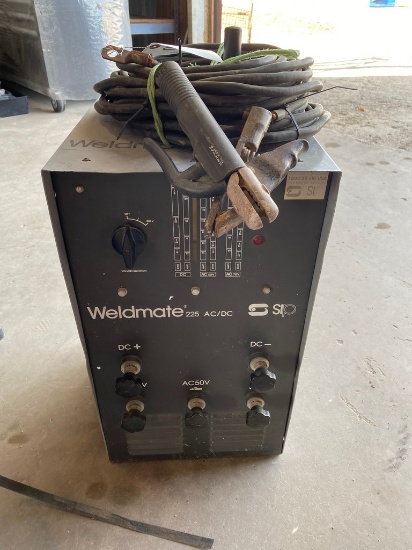 Weldmate 225 AC/DC Welder