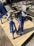2 Pipe Stands