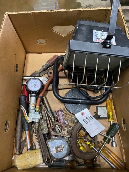 Box of misc tools,shop lights