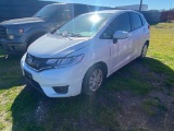 2016 Honda Fit White shows 93 miles runs & drives, AC,has clean title