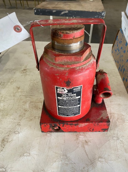 Big Red 30 Ton Bottle jack