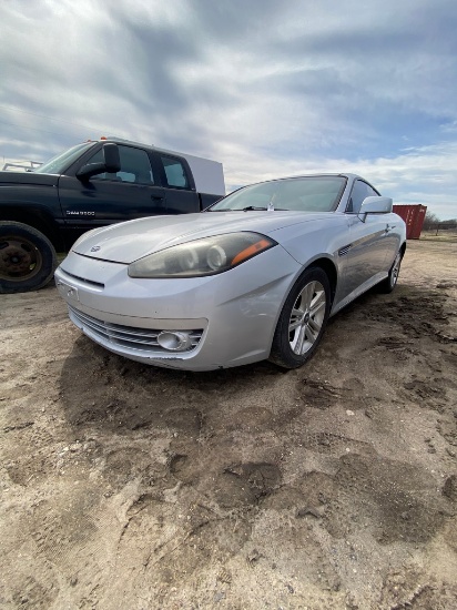 2008 Hyundai Tiburon coupe non running clean title