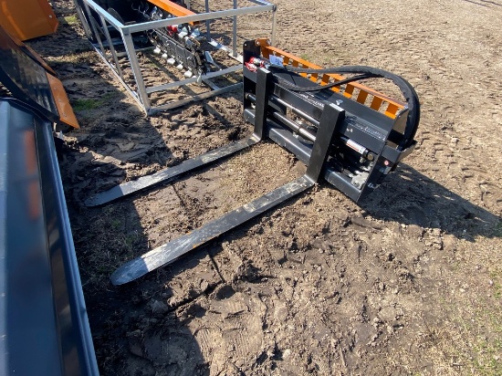 New Wolverine 48" quick Attach hydraulic Pallet Forks