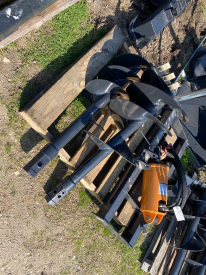 New Wolverine Quick Attach Auger with 2 bits