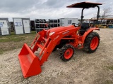 Kubota L3301 4WD Diesel 307 Hrs HST With front Attachment & bucket runs & operates