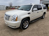 2008 Cadillac Escalade ESV Fully loaded 218K,leather,sunroof,DVD 3rd row AC,heat runs & drives clean