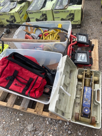 Pallet of Shop Lights, Power tools, saws & misc