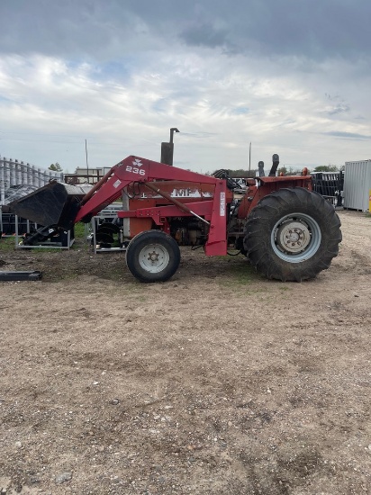 MF Tractor 286 runs & operates has Front Loader