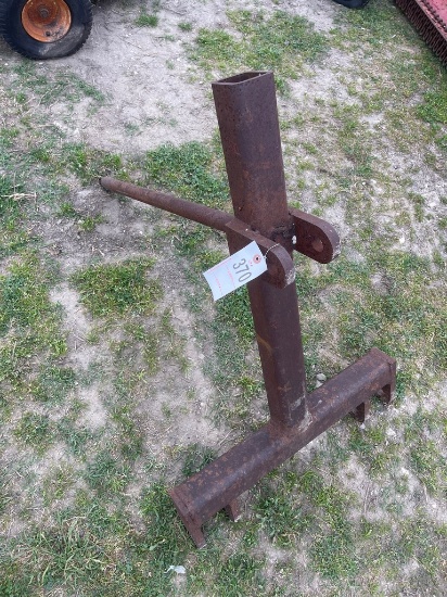 3-Pt. Hay spear