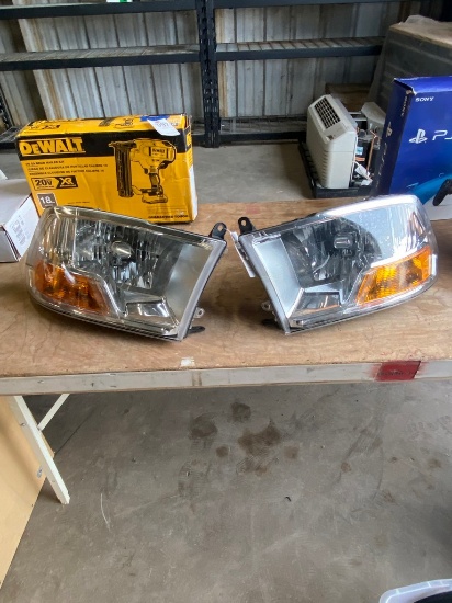 13-15" Dodge Headlights