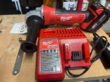 New Milwaukee Grinder with battery & charger