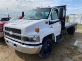 2003 Chevy 4500 Shows 281K Gas Engine runs & Drives