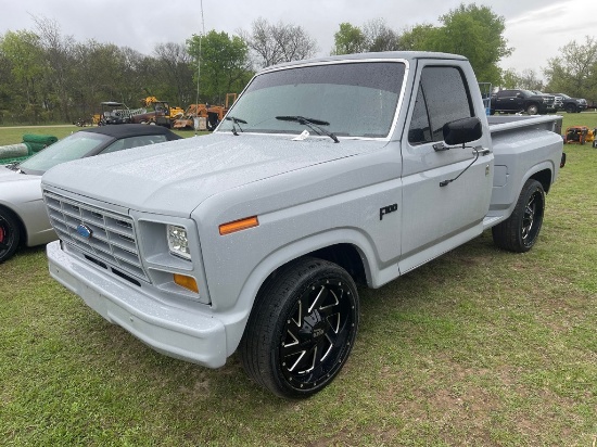 1982 Ford F100 Automatic V6 New Paint,wheels,tires,interior runs & drives clean title