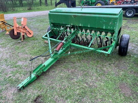 John Deere Sand Drill