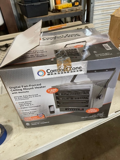 Comfort Zone Heater & Bluetooth Record Player