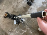 Hydraulic floor jack