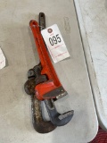 2 Pipe Wrenches