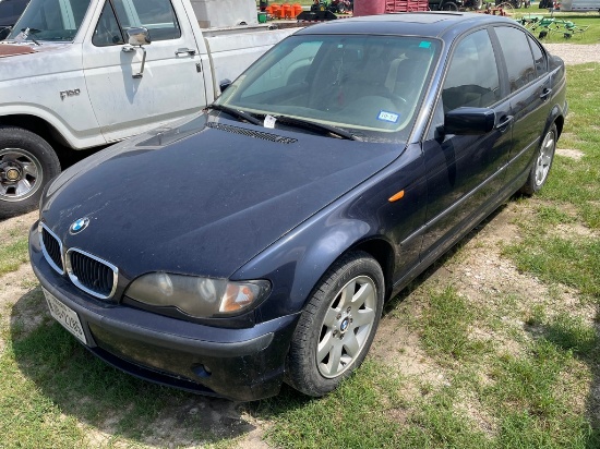 2004 BMW 325I Shows 197K runs & drives Clean title
