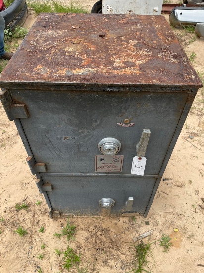 Magnum By Wells Fargo Safe