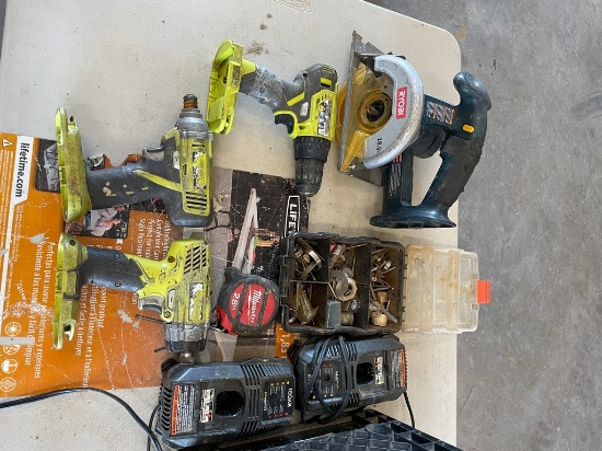 tote of Power tools