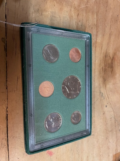 Uncirculated coin