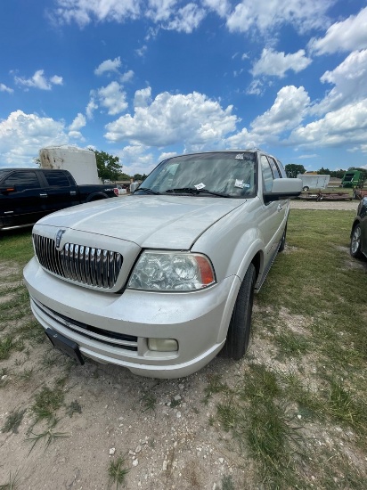 2006 Lincoln Navigator 295K miles runs & drives