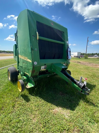 John Deere 567 Mega Wide Net & Twine Has monitor