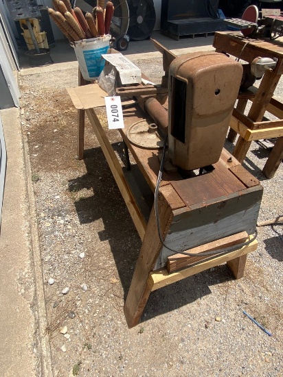 Wood lathe with tools works