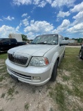 2006 Lincoln Navigator 295K miles runs & drives