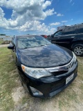 2013 Toyota camry XLE 234K Cold AC runs & drives Clean title