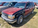 2000 Ford Explorer XLT 281K miles cold ac,runs & drives