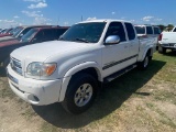 2005 Toyota Tundra SR5 231K  runs & drives cold ac clean title