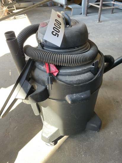 10 Gallon shop Vac