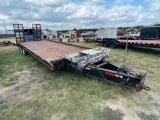 2004 Warren FL 2 axle trailer Vin#1W9DA1A234T369013 has title Steel Floor, Stand up Ramps