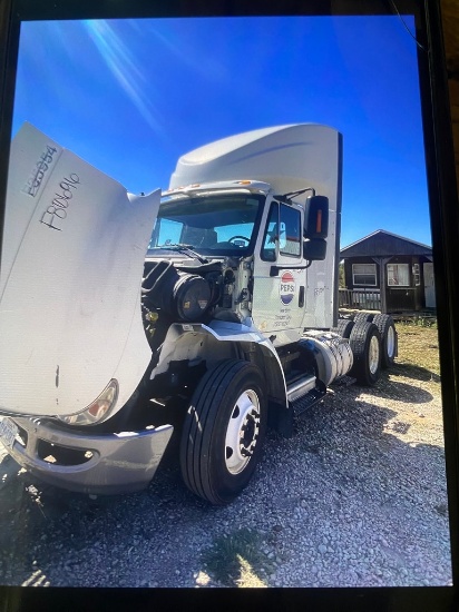 2014 International TransStar, auto complete truck. Not running clean interior