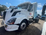 2015 Volvo Day Cab Compressed Natural Gas Automatic Trans slow title