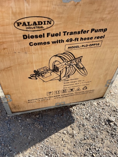 Diesel Fuel transfer pump with 49' hose reel