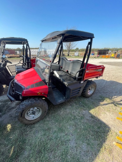 Coleman UT 400 4x4 Only 43 Miles, winch,lights,blinkers like New