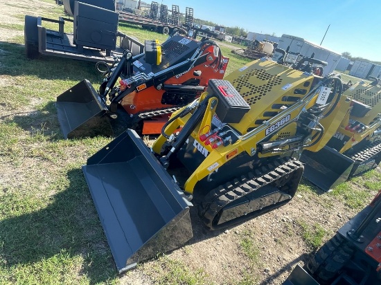 New 2024 EG360 Mini track Loader Front Aux hookups 13.5 HP Gas Engine