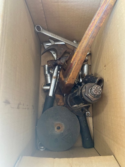 Box with pipe wrench,botttle jack & misc tools
