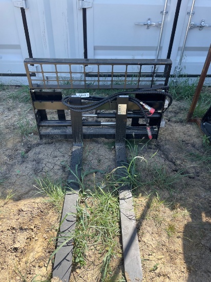 AGT 48" Quick Attach Pallet forks
