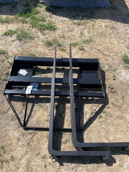 AGT 48" Quick Attach Pallet forks
