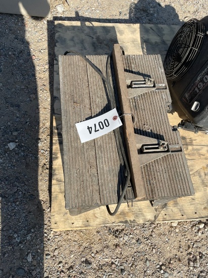 router and table