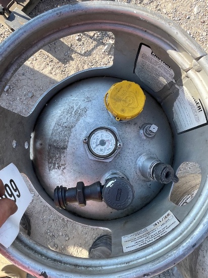 Forklift propane tank