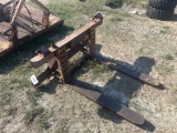 John Deere 5 Series Loader quick Attach Pallet forks