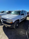2004 Chevy Tahoe 2WD 251K miles runs & drives clean title