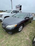 2011 Toyota Camry LE 210,415K miles Runs and drives great