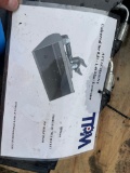 Hydraulic tilt bucket